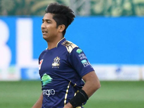 150 కి.మీ వేగంతో బంతులు సంధించి: