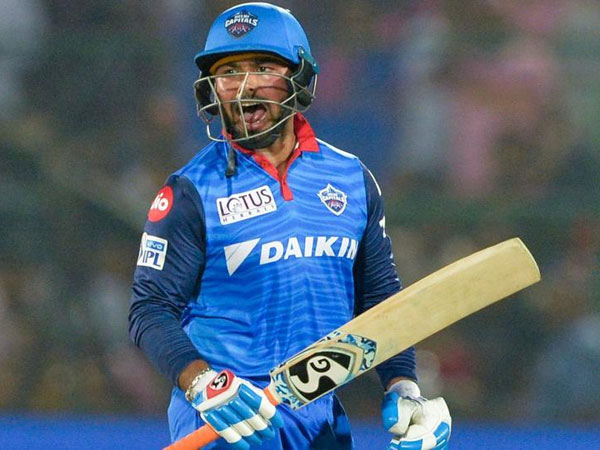 థంపి ఓవర్లో 22 పరుగులు రాబట్టిన పంత్