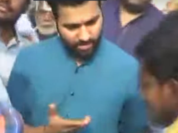 14 మ్యాచ్లాడి 390 పరుగులు చేసిన రోహిత్
