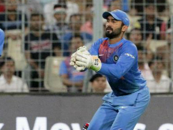 దినేష్ కార్తీక్.. వన్డేలకు అతికినట్టు సరిపోయే ఆటతీరు
