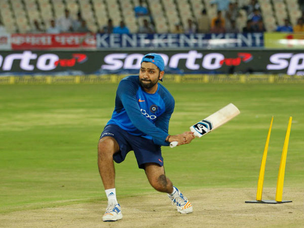 నాలుగు సార్లు టైటిల్ విజేతగా