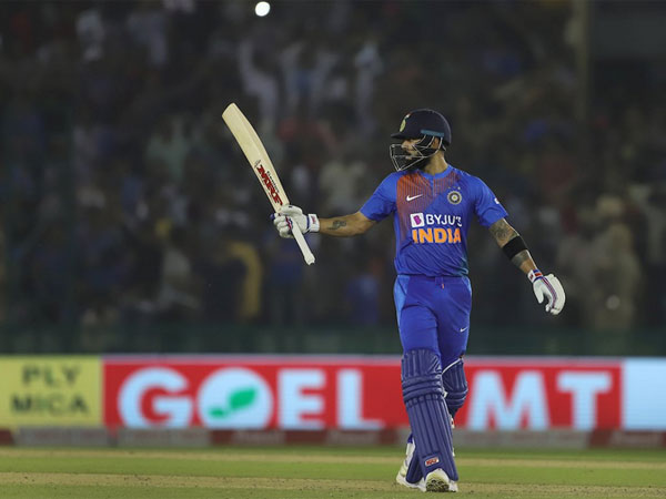 అఫ్రిది రికార్డుని సమం చేసిన కోహ్లీ