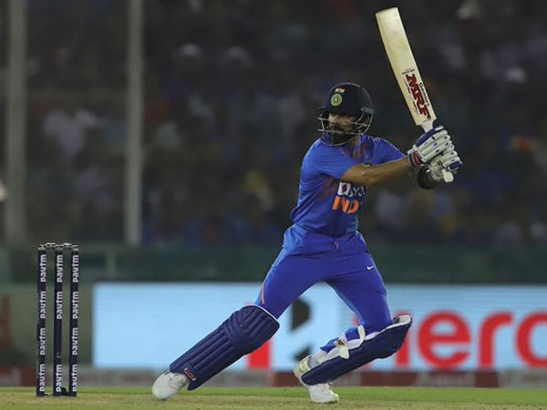 సఫారీ బౌలర్లను సమర్ధవంతంగా