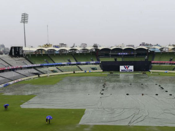 వర్షం కారణంగా టాస్ పడకుండానే