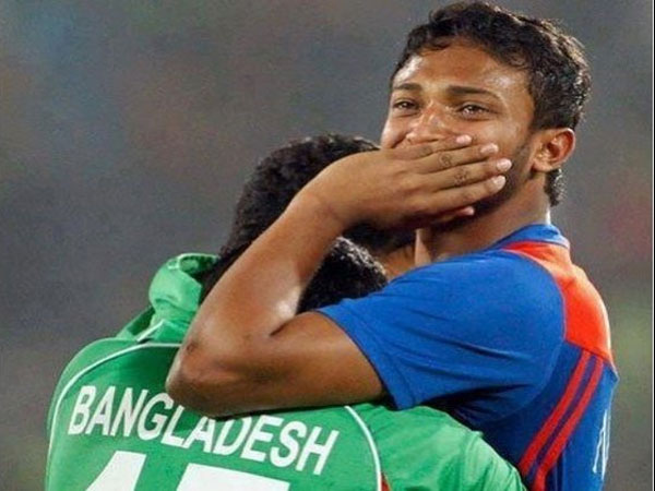 బుకీ తనను సంప్రదించిన విషయాన్ని