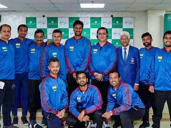 పాకిస్తాన్తో భారత్ ఢీ