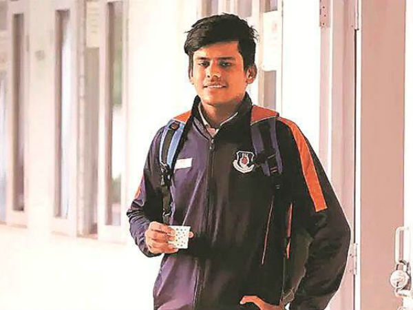 11 ఏళ్ల వయసు ఉన్నప్పుడే