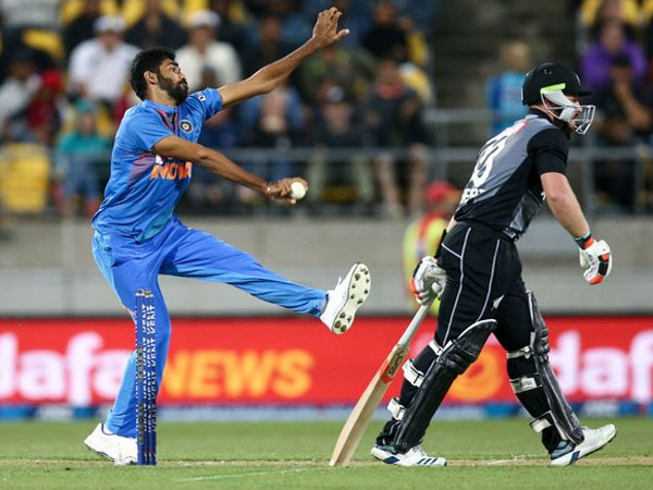 సూపర్ ఓవర్.. మళ్లీ బుమ్రాకే