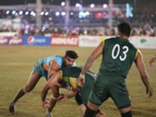 తొలిసారి పాక్లో..