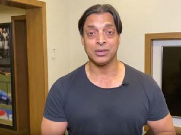 కివీస్ స్టుపిడ్ క్రికెట్ ఆడింది: