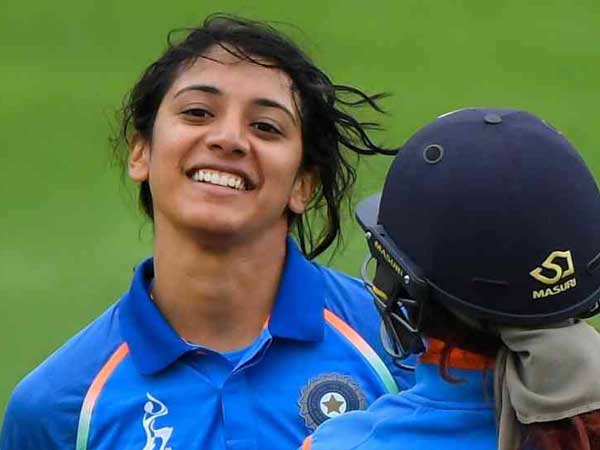 మూడు సార్లు సెమీస్కు