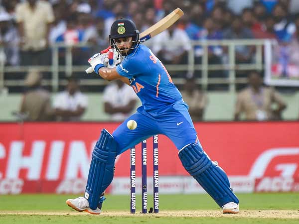 సోషల్ మీడియాతో టైం పాస్