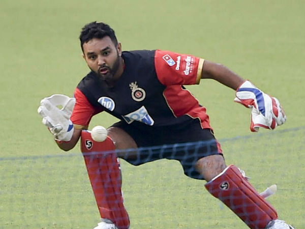ఆర్సీబీ కెప్టెన్గా..