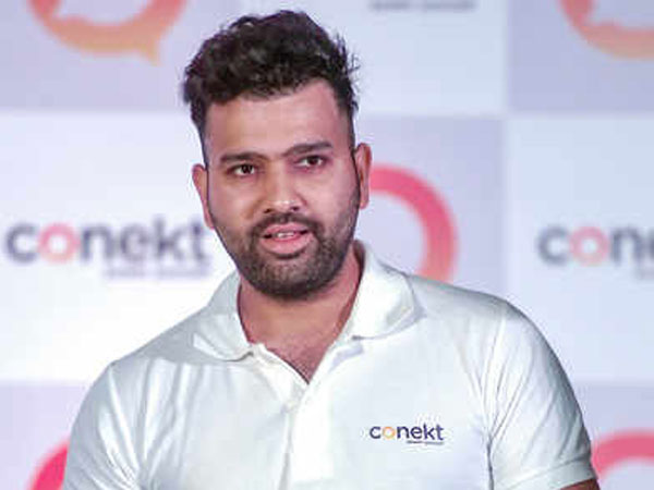 రోహితా చూడటానికి అందంగా ఉన్నావు