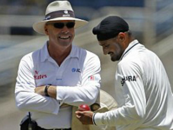 అంపైర్లపై ధోనీ కామెంట్..