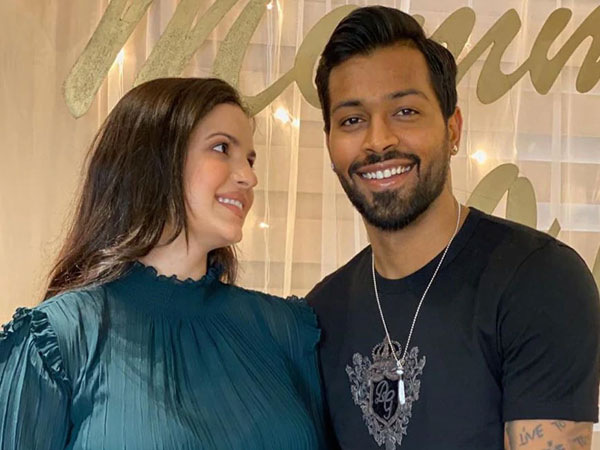 పెళ్లి కాకుండానే పేరెంట్స్..