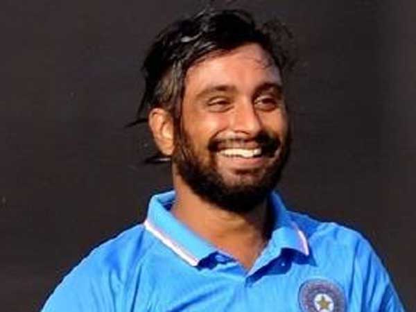 త్రీడీ ట్వీట్..