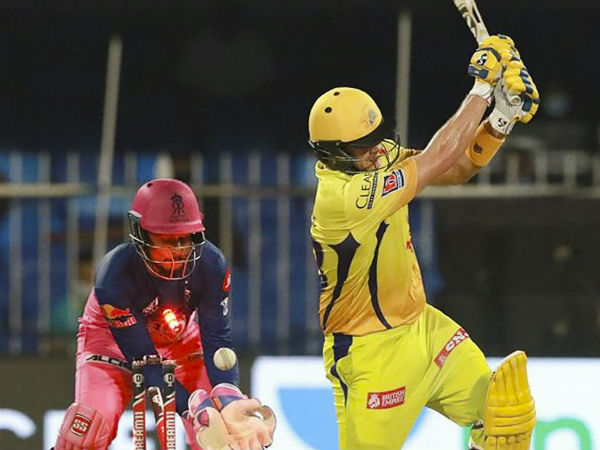 వికెట్లు పారేసుకోవడం..