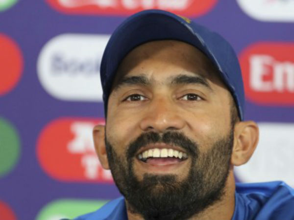 కెప్టెన్సీ వదులుకున్న కార్తీక్: