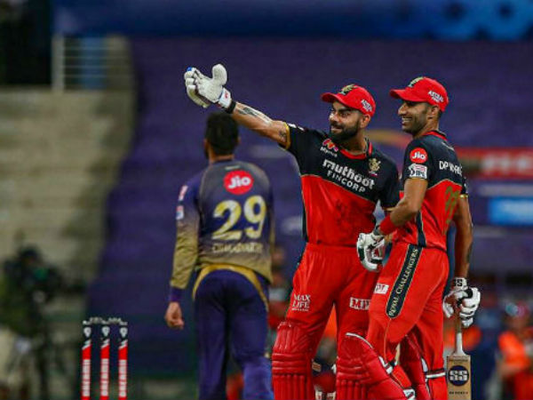 తక్కువ పరుగులకే