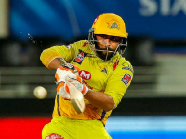 జడ్డూ రెండు భారీ సిక్సర్లు: