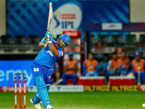 ఆదిలోనే గట్టి షాక్..