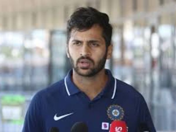 పాండ్యాకు పోటీ..