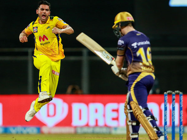 ఆదిలోనే చహర్ దెబ్బ