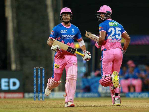 మెరిసిన దూబే, తేవాతియా: