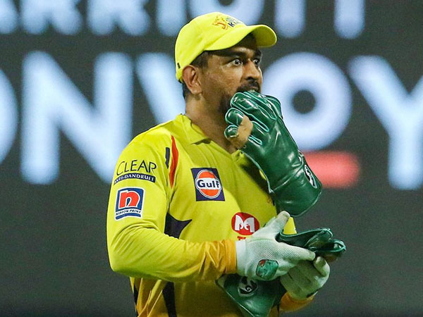 కెప్టెన్గా ధోనీ