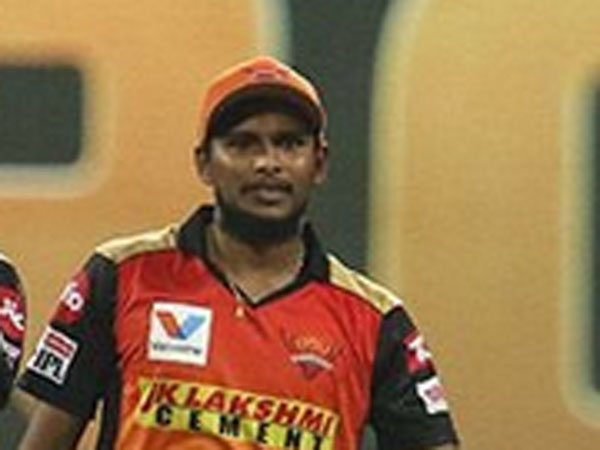 మహీ సలహాలు ఇచ్చారు