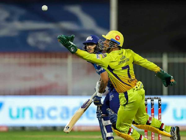 క్యాచ్లు నేలపాలు చేశాం...