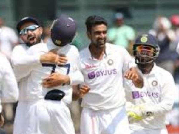 శుభ్మన్ బ్రేవ్ బ్యాట్స్మన్..