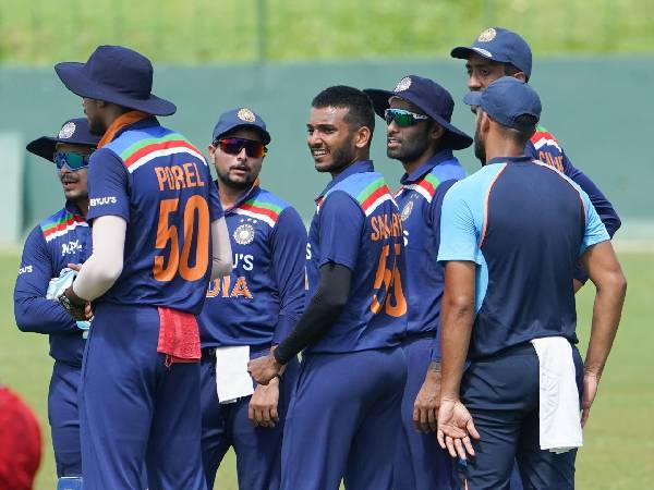 ఫస్ట్ డౌన్లో సూర్య...