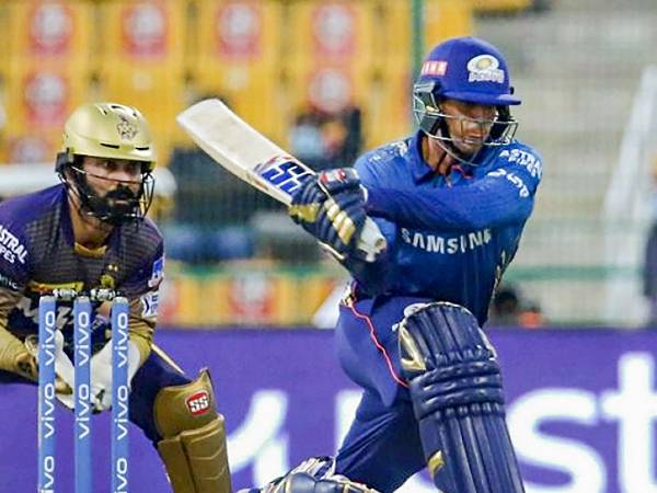 డికాక్ హాఫ్ సెంచరీ: