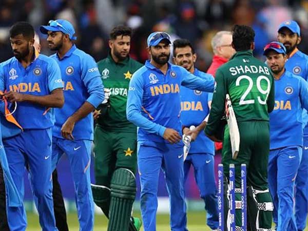 భారత్ vs పాకిస్థాన్ పోరు
